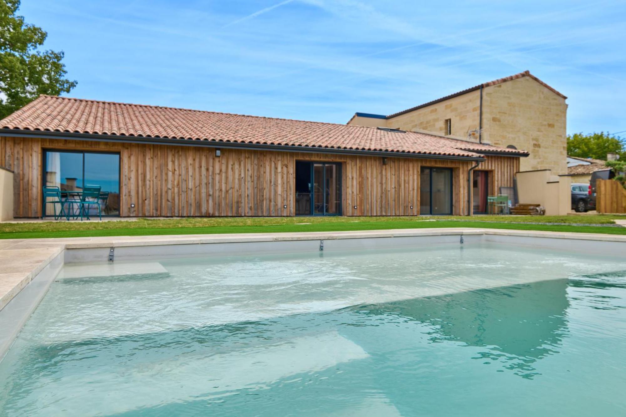 Bed and Breakfast Le Repaire Lagardere Lussac  Exterior foto