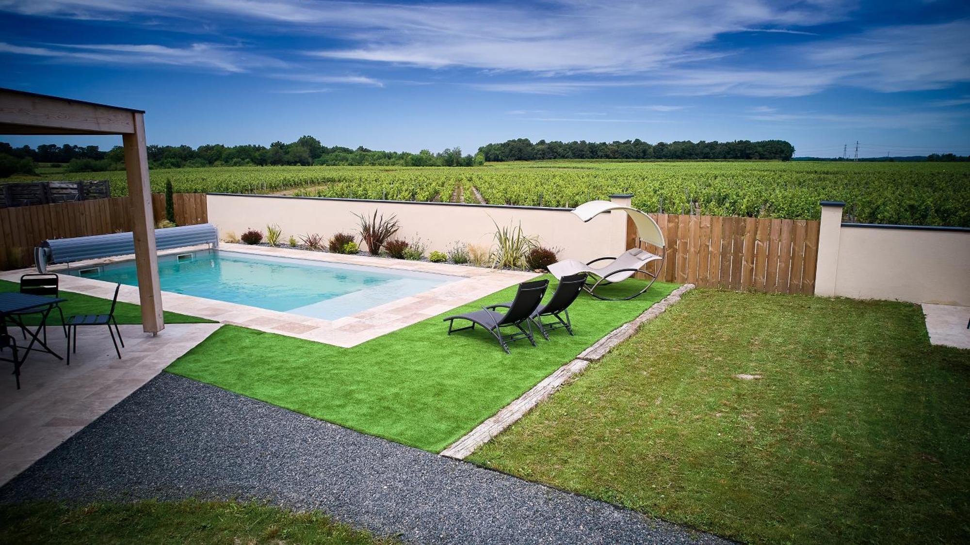 Bed and Breakfast Le Repaire Lagardere Lussac  Exterior foto